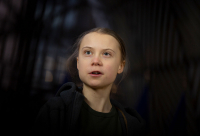 MDG vil invitere den kjente, svenske klimaaktivisten Greta Thunberg til å komme og tale i Stortinget 27. august.