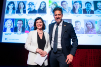 Kjersti Løken Stavrum leder ytringsfrihetskommisjonen som ble presentert av kultur- og likestillingsminister Abid Q. Raja (V) i Oslo i fjor.