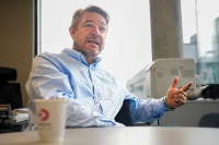 Administrerende direktør Kenneth Andresen i Viaplay Group Norge snakker om problematikken rundt ulovlig IPTV-strømming.